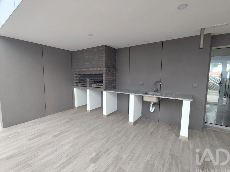 Apartamento T2 para Venda em Nazare Foto 27