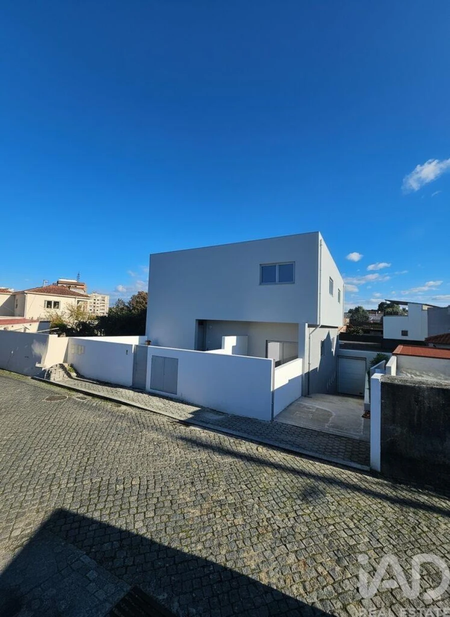 Apartamento T3 para Venda em Oliveira do Douro