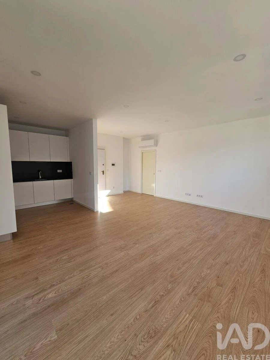 Apartamento T3 para Venda em Oliveira do Douro Foto 12