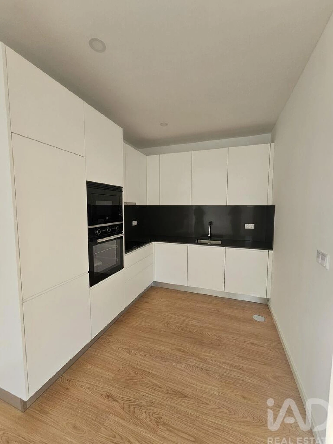 Apartamento T3 para Venda em Oliveira do Douro Foto 13