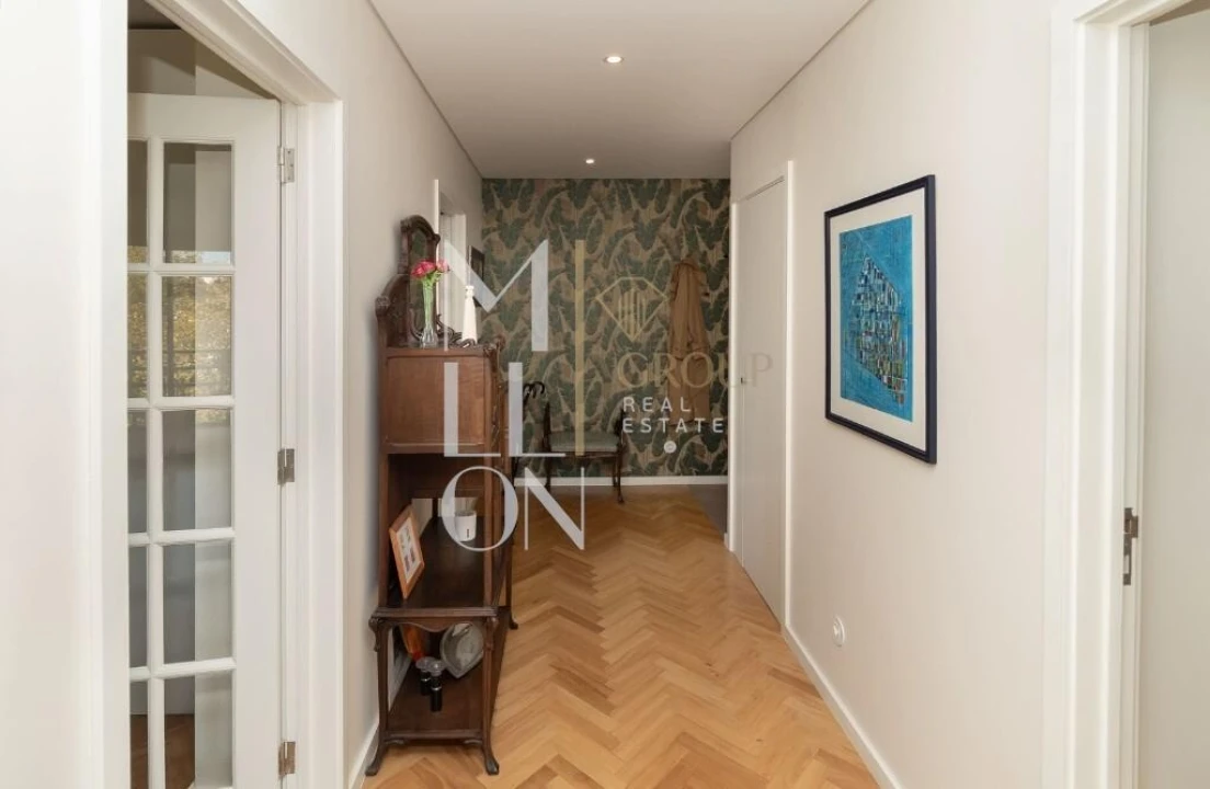Apartamento T3 para Venda em Aldoar, Foz do Douro e Nevogilde Foto 1
