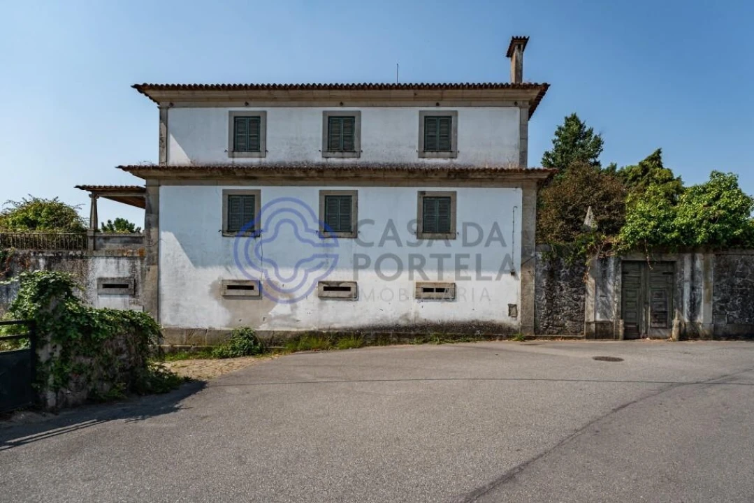 Quinta T4 para Venda em Santa Marta de Portuzelo Foto 1