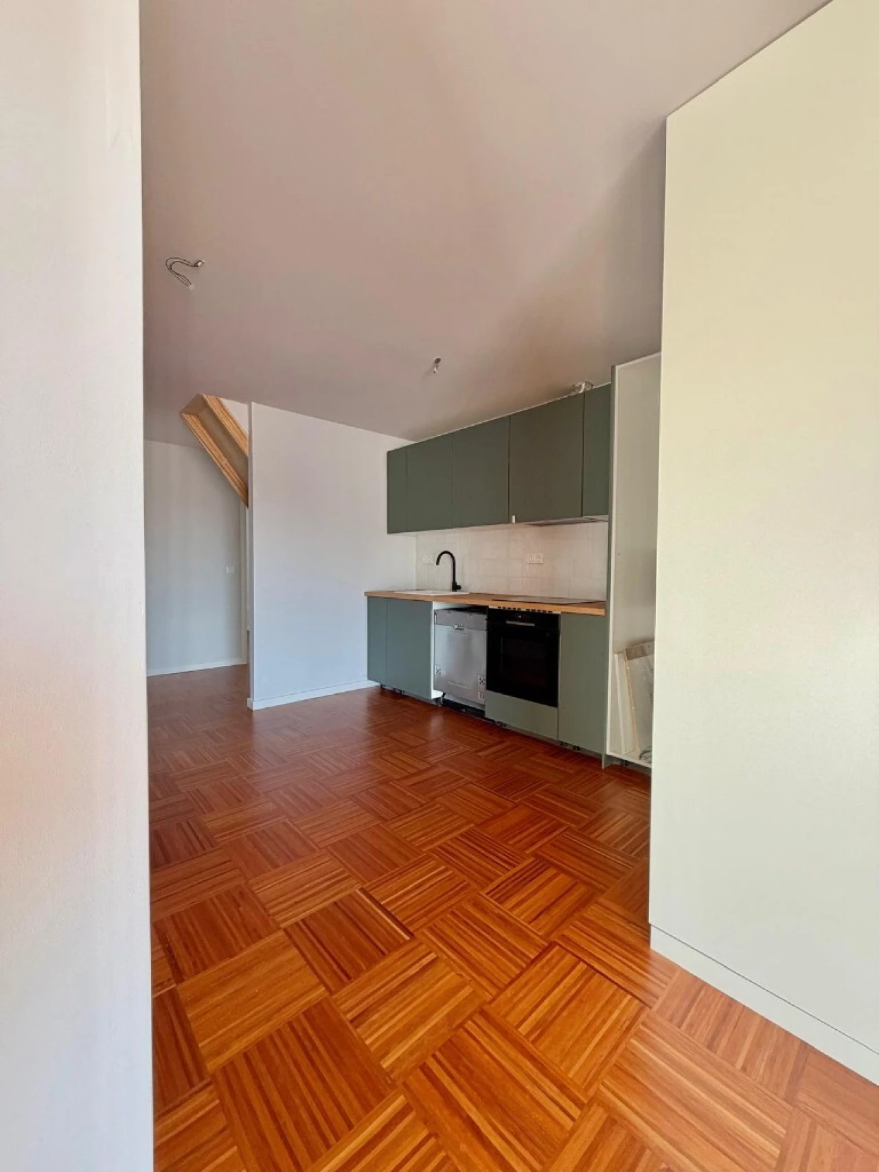 Apartamento T3 para Venda em Mafamude e Vilar do Paraíso Foto 1