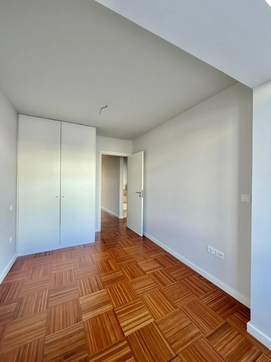 Apartamento T3 para Venda em Mafamude e Vilar do Paraíso Foto 6