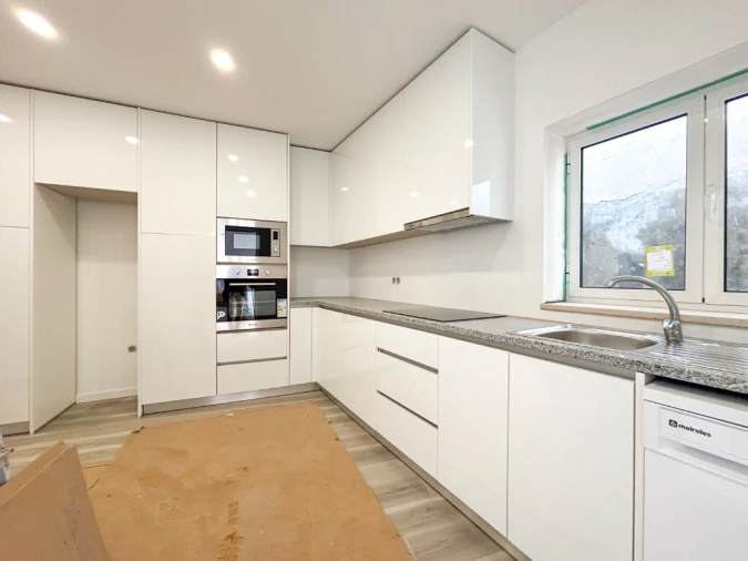 Moradia T2 para Venda em São Martinho de Árvore e Lamarosa Foto 3