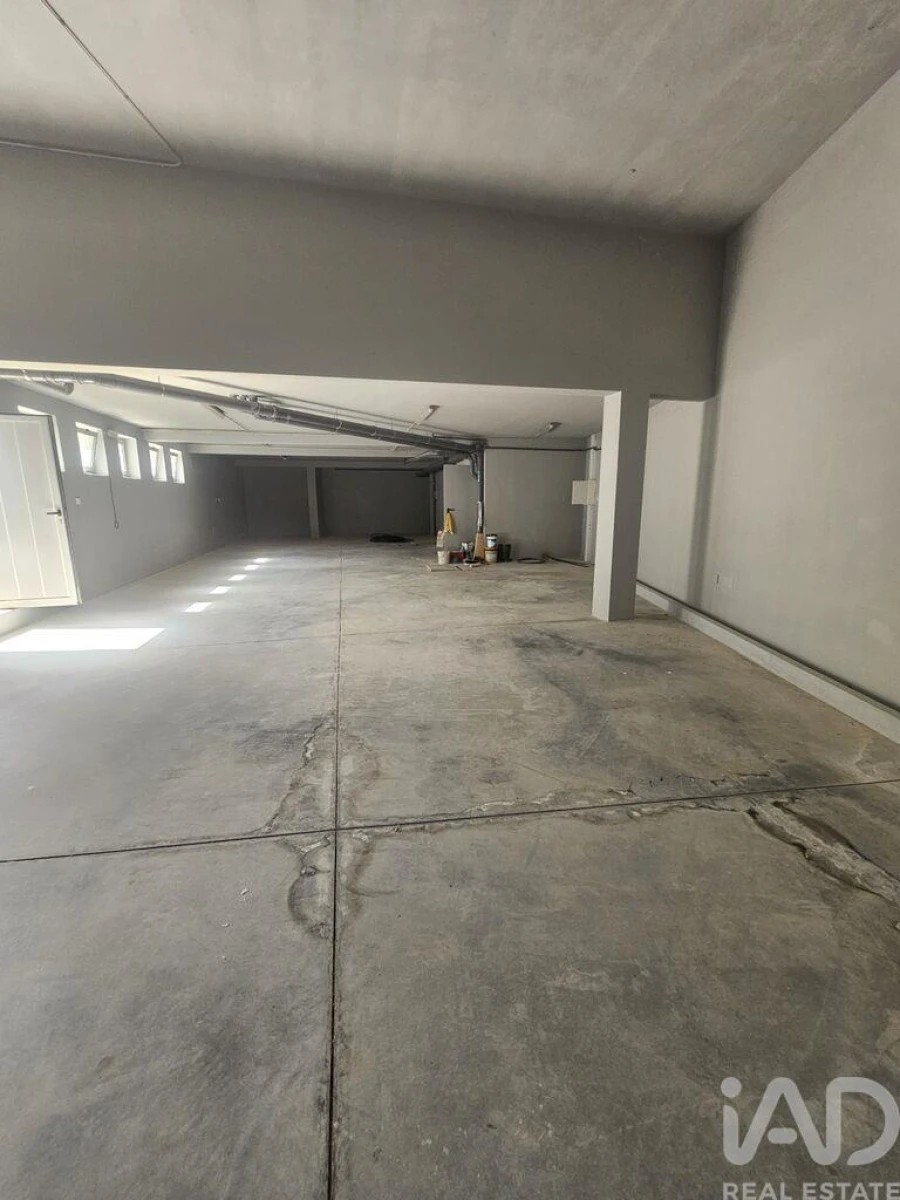 Apartamento T3 para Venda em Oliveira do Douro Foto 27