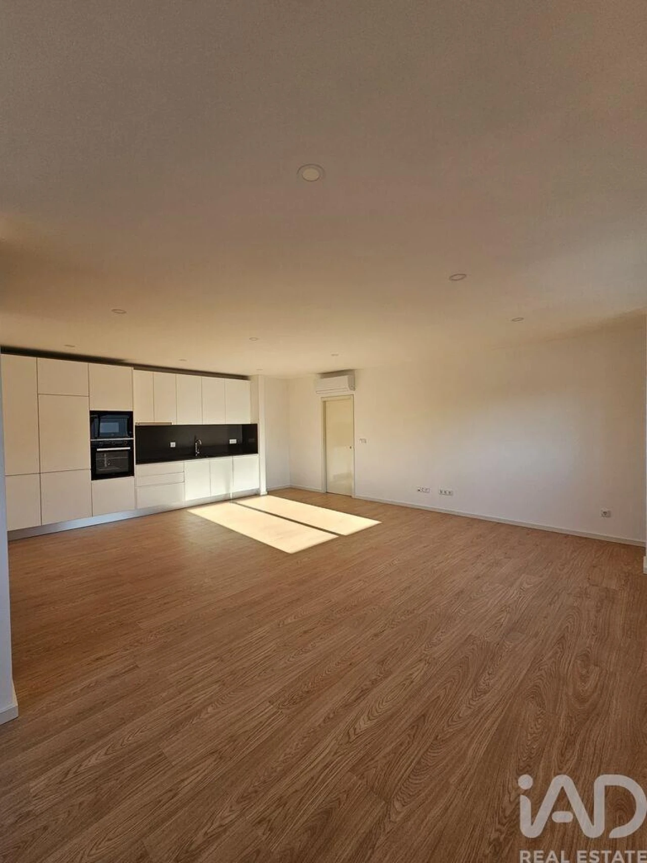 Apartamento T3 para Venda em Oliveira do Douro Foto 11