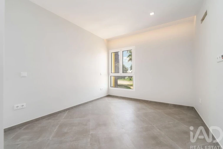 Moradia T3 para Venda em Quarteira Foto 20