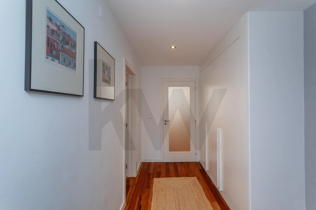 Apartamento T2 para Arrendamento em Alvalade Foto 30