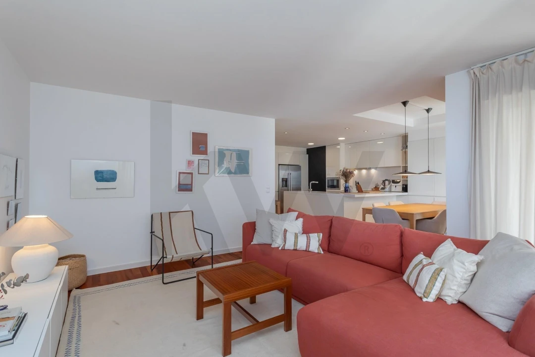 Apartamento T2 para Arrendamento em Alvalade Foto 12