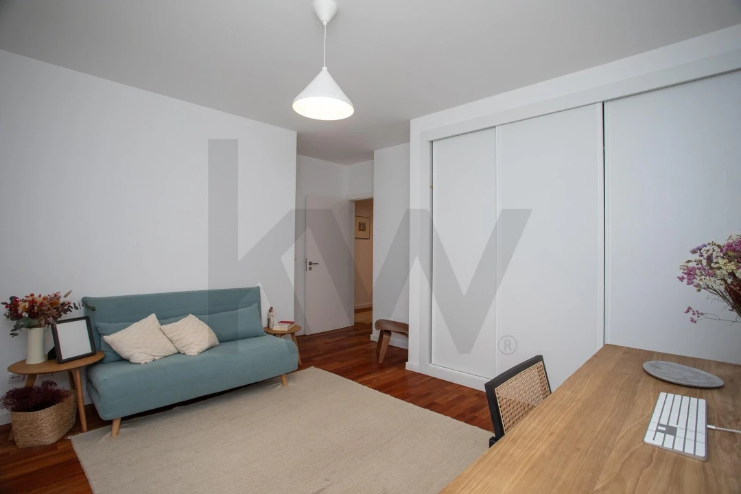 Apartamento T2 para Arrendamento em Alvalade Foto 34