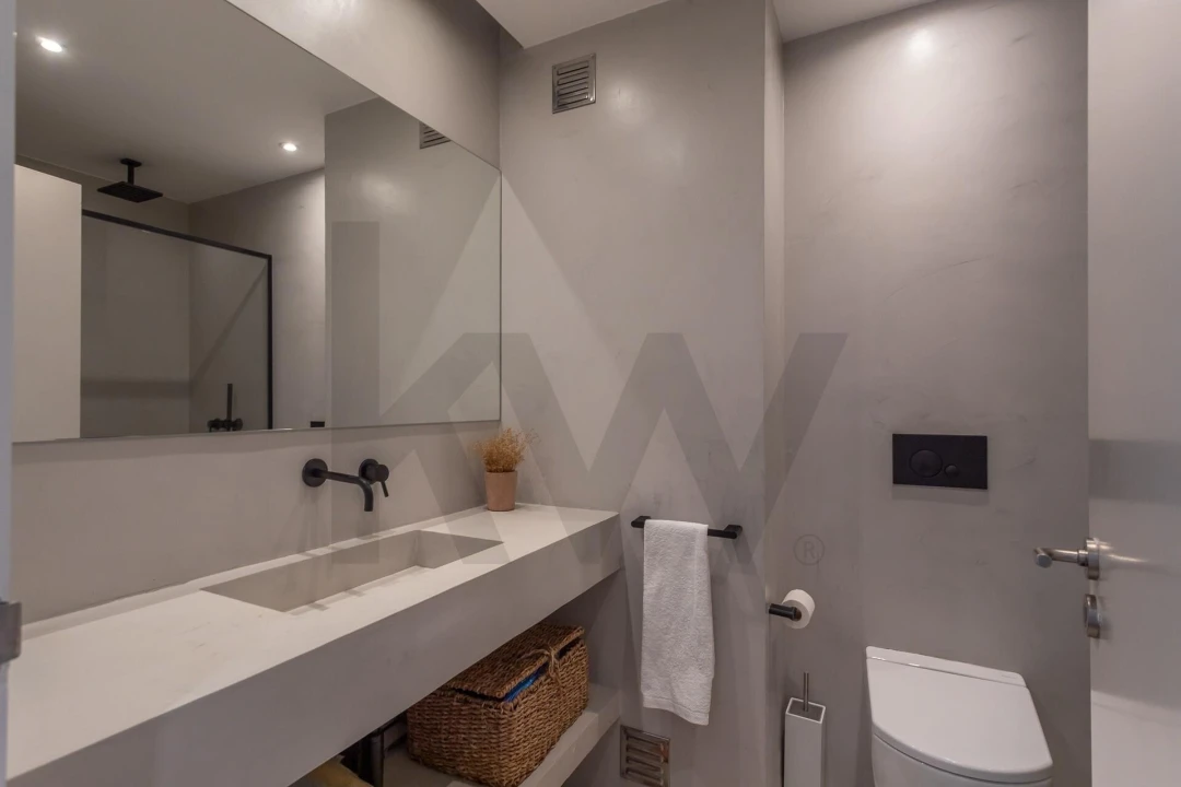 Apartamento T2 para Arrendamento em Alvalade Foto 24