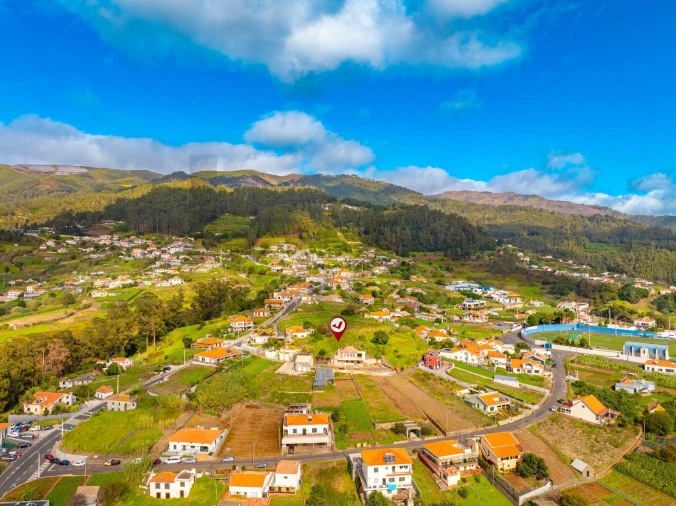 Terreno para Venda em Canhas Foto 24