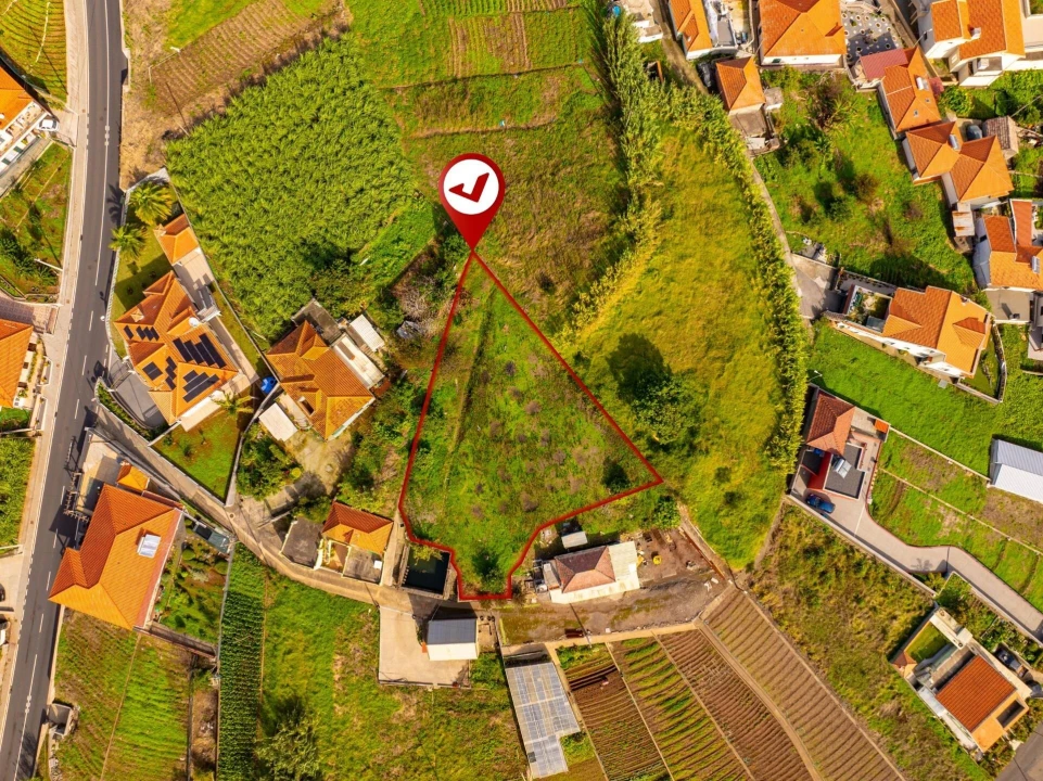 Terreno para Venda em Canhas Foto 20