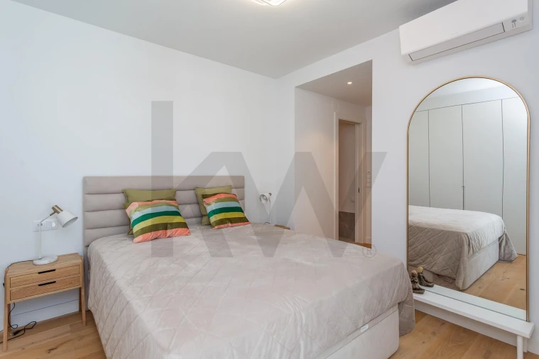 Apartamento T2 para Venda em Campolide Foto 15