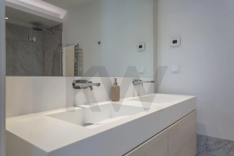 Apartamento T2 para Venda em Campolide Foto 26