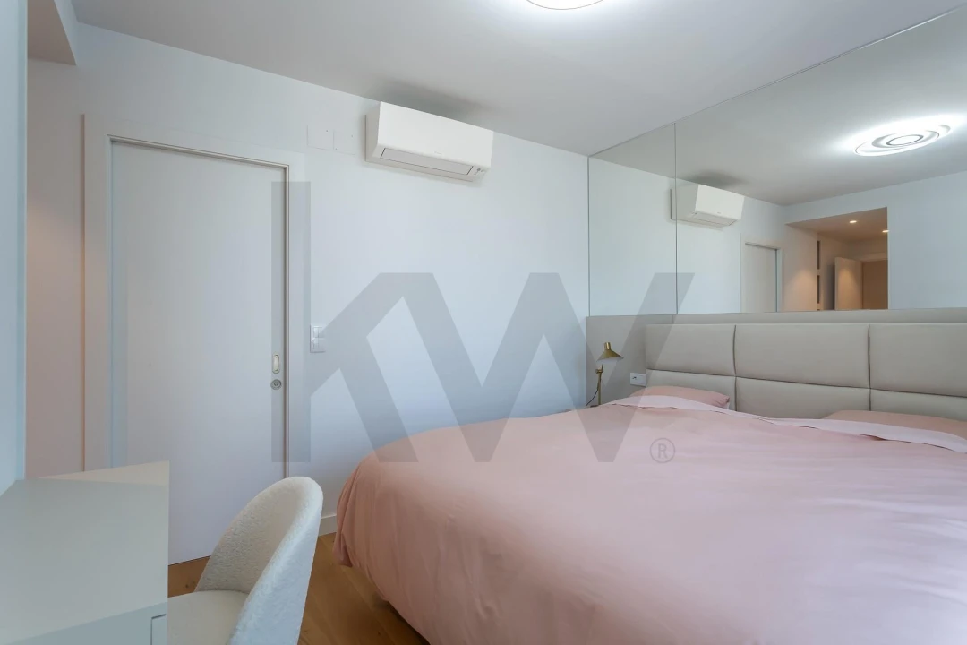 Apartamento T2 para Venda em Campolide Foto 28