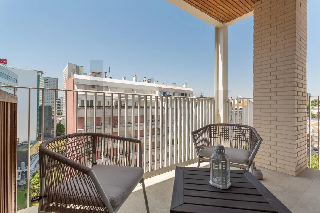 Apartamento T2 para Venda em Campolide Foto 22