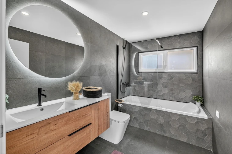 Moradia T4 para Venda em Corroios Foto 34