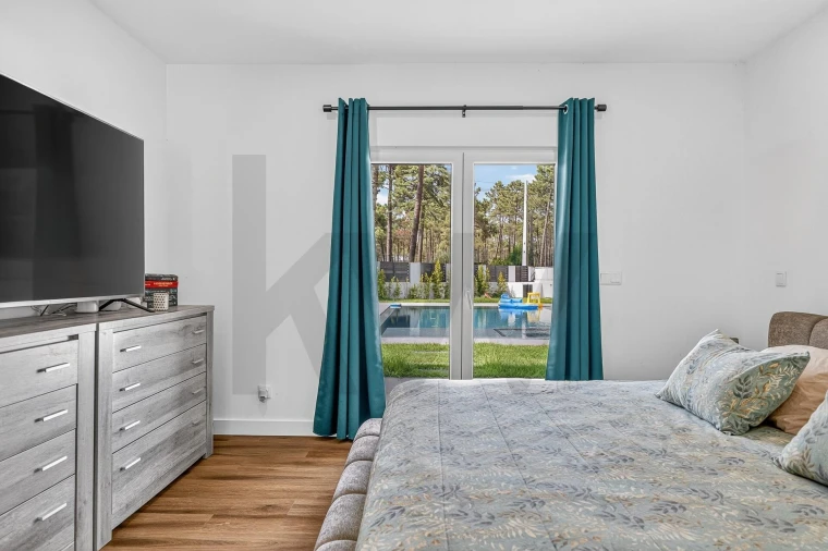 Moradia T4 para Venda em Corroios Foto 25