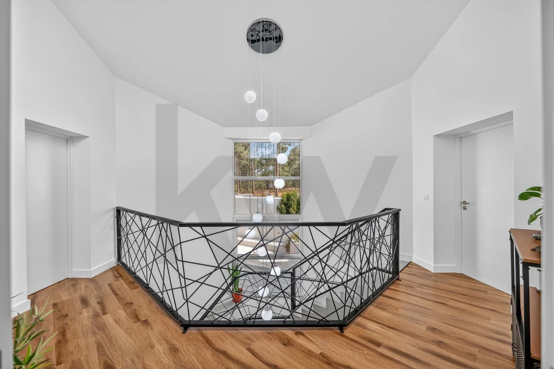 Moradia T4 para Venda em Corroios Foto 31