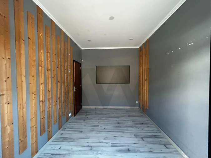 Loja para Venda em Póvoa de Santa Iria e Forte da Casa Foto 3