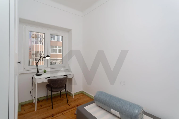 Apartamento T2 para Arrendamento em Alvalade Foto 22