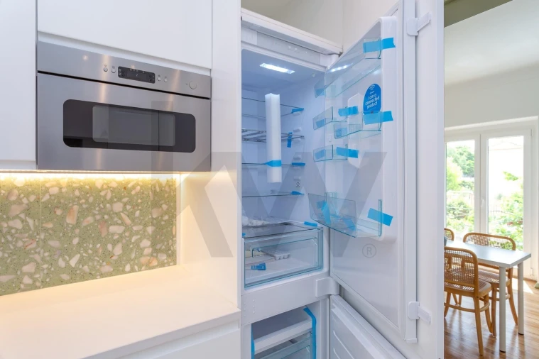 Apartamento T2 para Arrendamento em Alvalade Foto 30