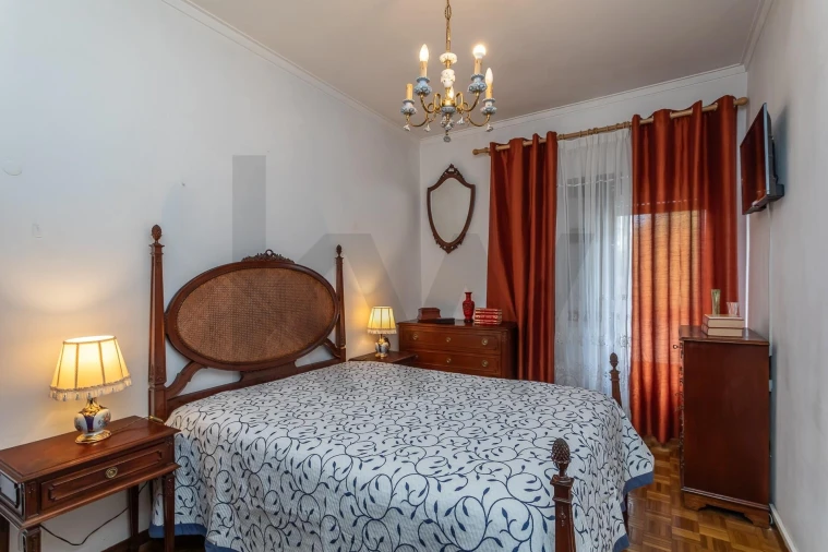 Apartamento T2 para Venda em Algueirão-Mem Martins Foto 14