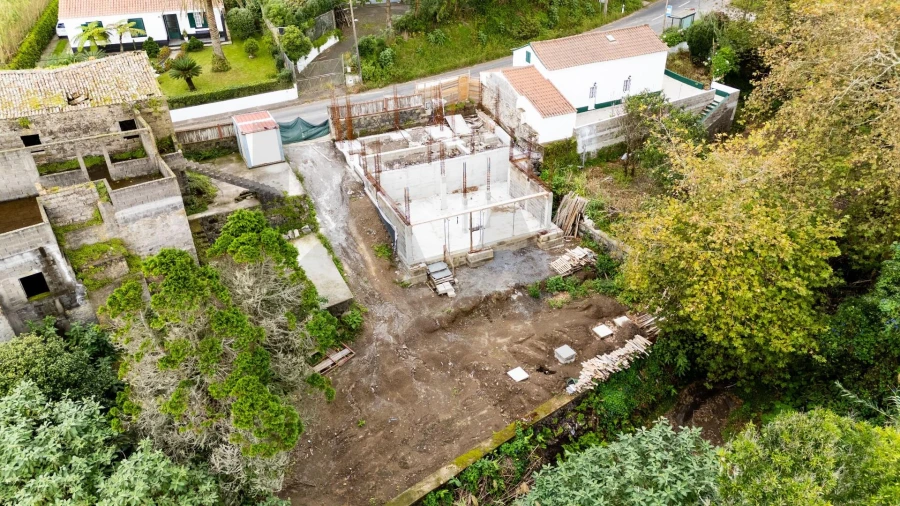 Moradia T3 para Venda em Ginetes Foto 25