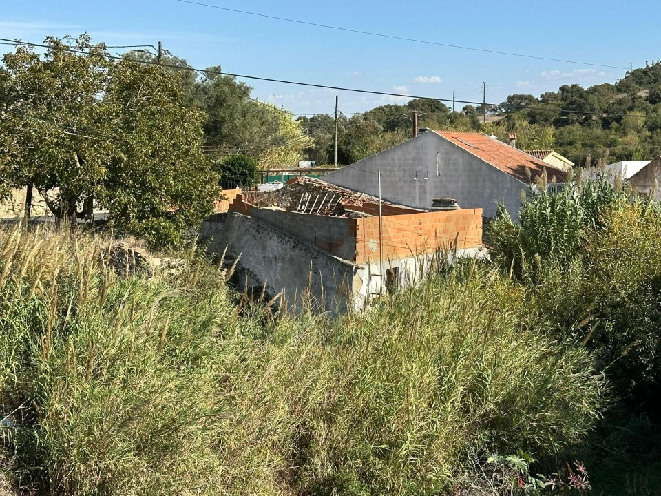 Terreno para Venda em Santo Quintino Foto 4