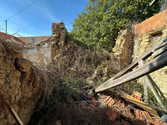 Terreno para Venda em Santo Quintino Foto 5