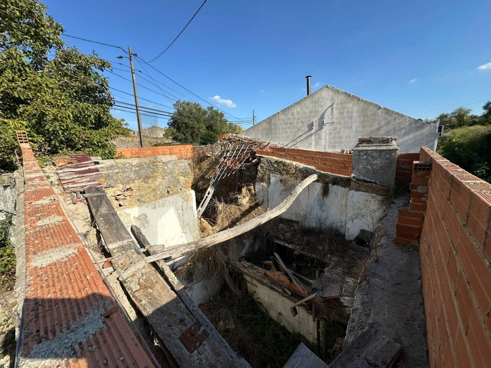 Terreno para Venda em Santo Quintino Foto 8