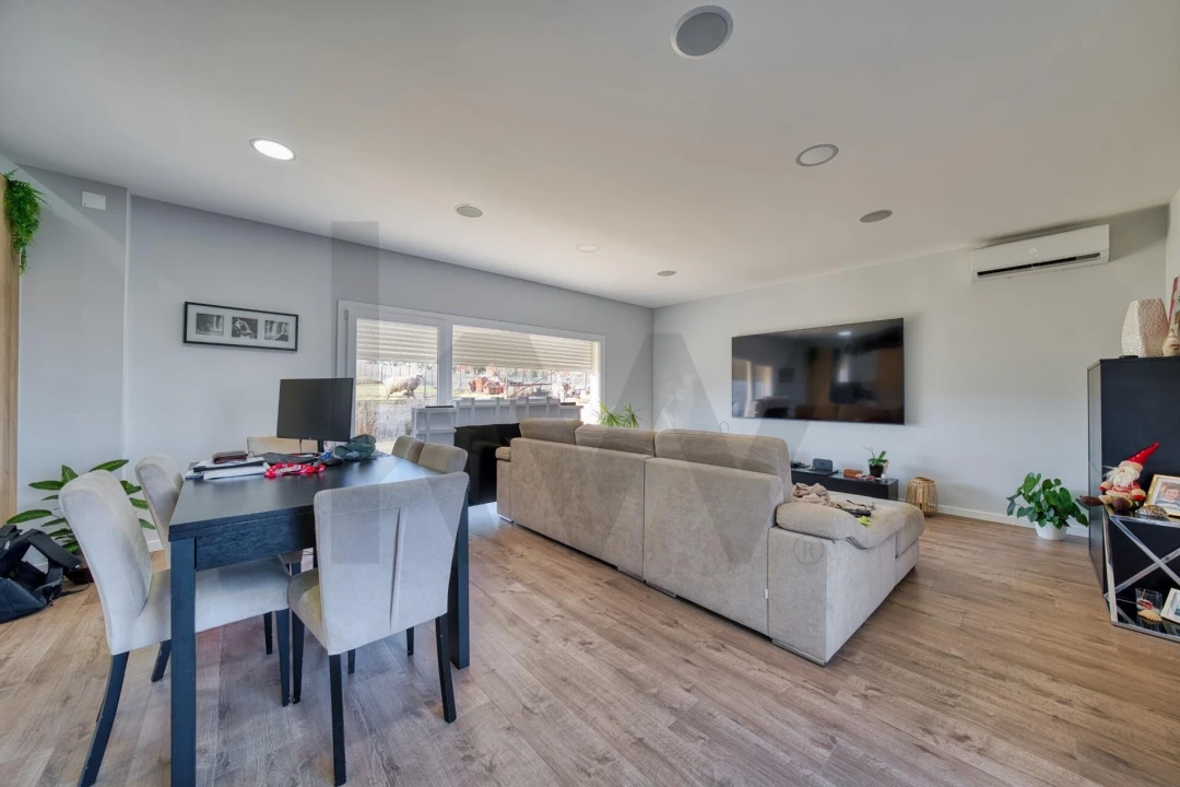 Moradia T5 para Venda em Achete, Azoia de Baixo e Póvoa de Santarém Foto 31