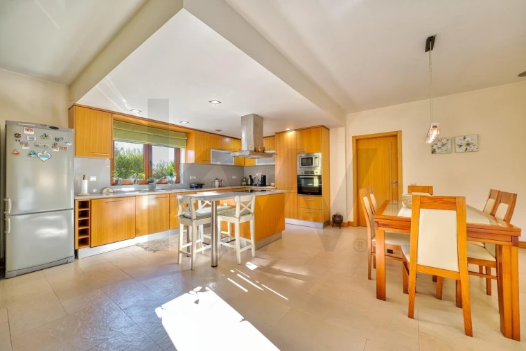 Moradia T5 para Venda em Achete, Azoia de Baixo e Póvoa de Santarém Foto 6