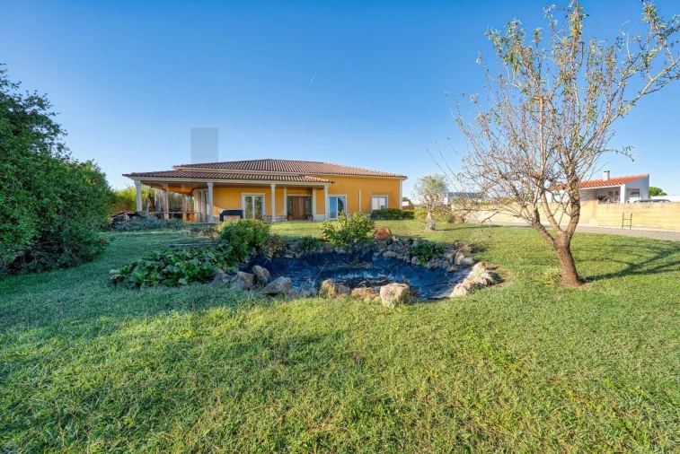 Moradia T5 para Venda em Achete, Azoia de Baixo e Póvoa de Santarém Foto 3