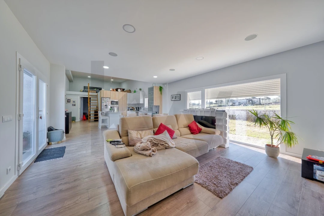 Moradia T5 para Venda em Achete, Azoia de Baixo e Póvoa de Santarém Foto 32