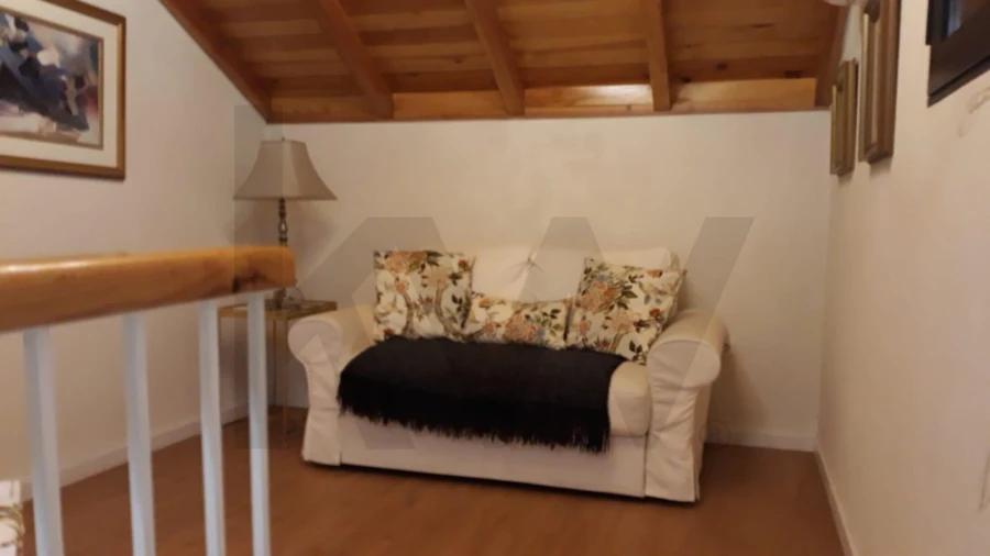 Moradia T1 para Venda em Fajã da Ovelha Foto 13