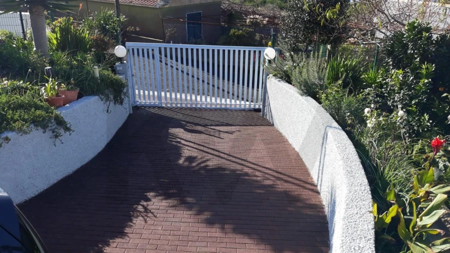 Moradia T1 para Venda em Fajã da Ovelha Foto 17