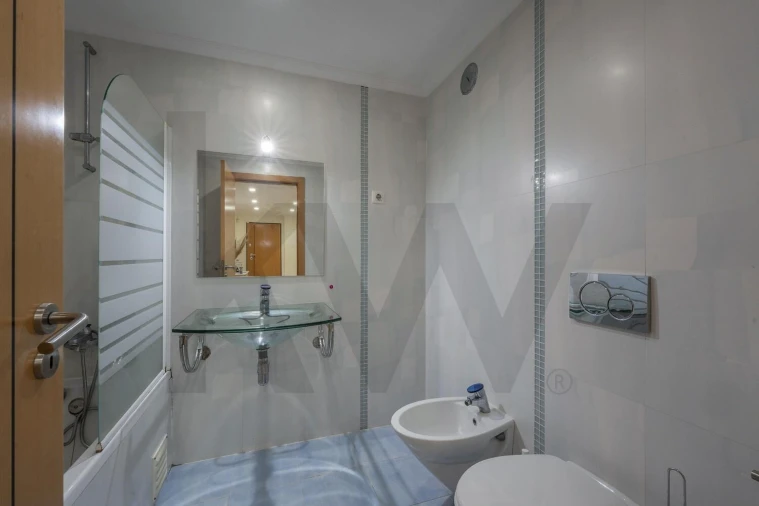 Apartamento T3 para Venda em Seixal, Arrentela e Aldeia de Paio Pires Foto 22