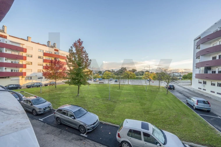 Apartamento T3 para Venda em Seixal, Arrentela e Aldeia de Paio Pires Foto 11