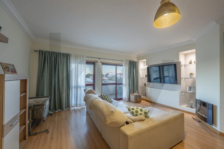 Apartamento T3 para Venda em Seixal, Arrentela e Aldeia de Paio Pires Foto 2