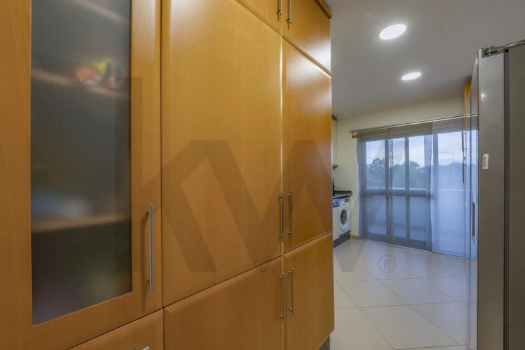 Apartamento T3 para Venda em Seixal, Arrentela e Aldeia de Paio Pires Foto 9