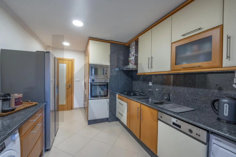 Apartamento T3 para Venda em Seixal, Arrentela e Aldeia de Paio Pires Foto 7