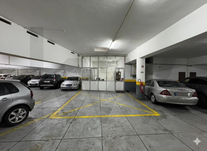 Garagem para Venda em Bonfim Foto 3