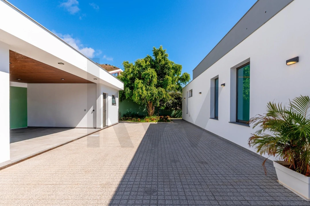 Moradia T3 para Venda em Arco da Calheta Foto 51