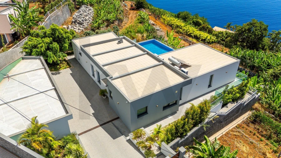 Moradia T3 para Venda em Arco da Calheta Foto 58