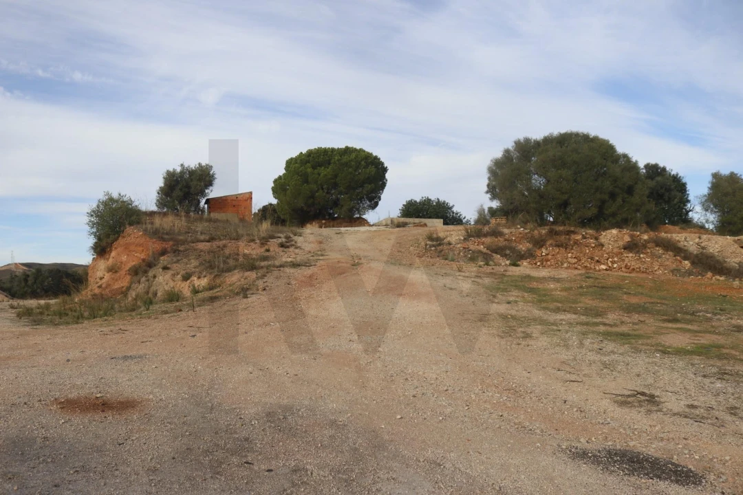 Terreno para Venda em Silves Foto 16