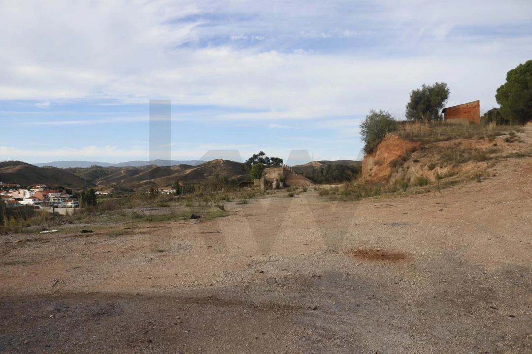 Terreno para Venda em Silves Foto 14
