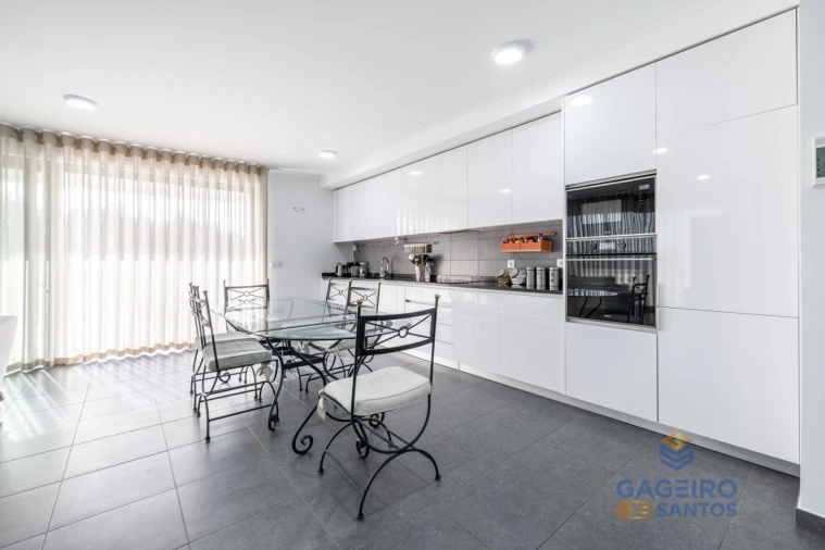 Moradia T3 para Venda em Tornada e Salir do Porto Foto 6